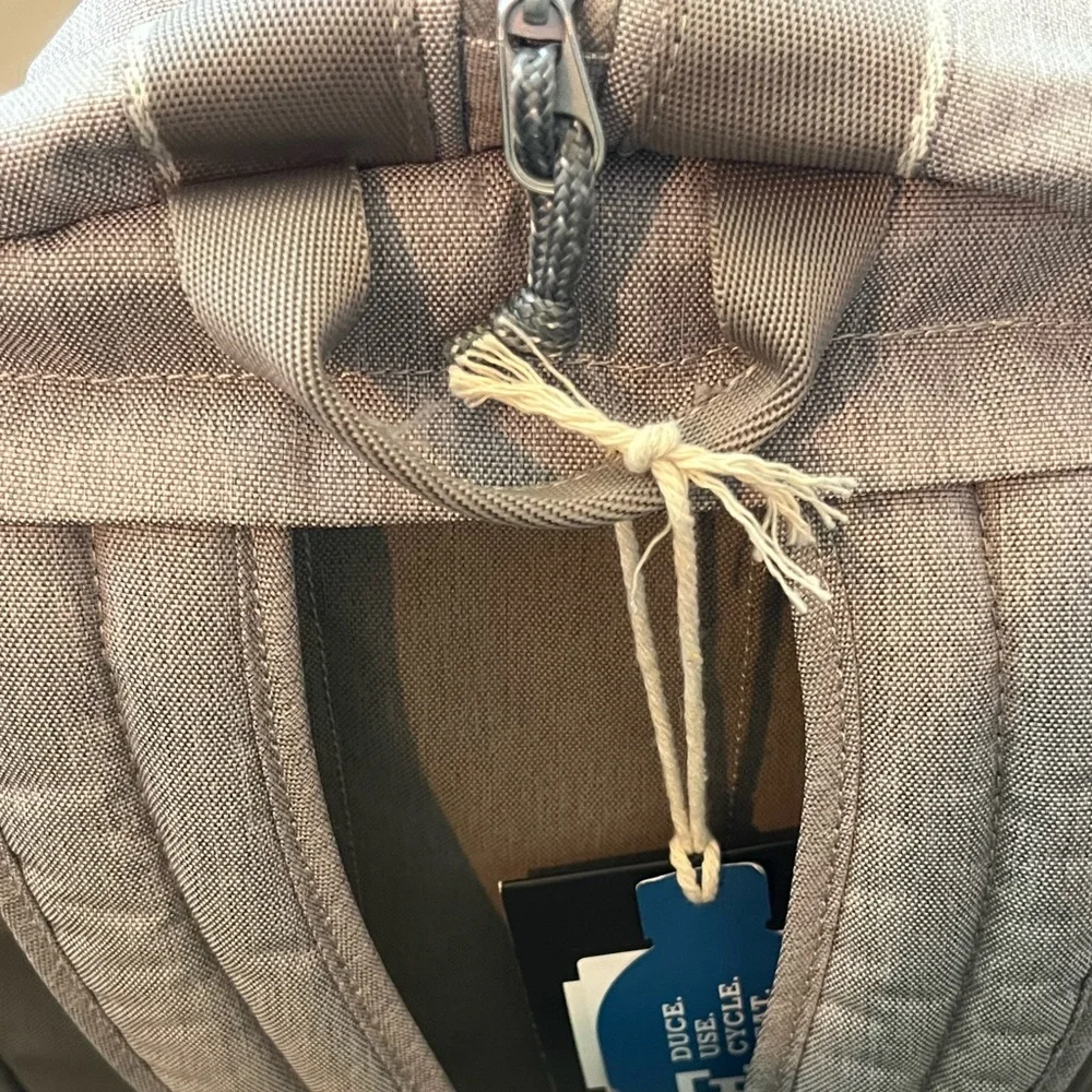 The Skyway Luggage Co. Compact Duffel/backpack from The Rainier Collection - NWT
